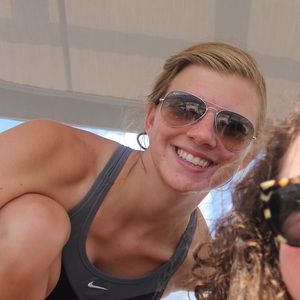 Meet your Posher, Marion